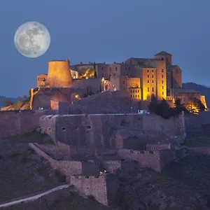 Parador De 4*, Cardona Spanje